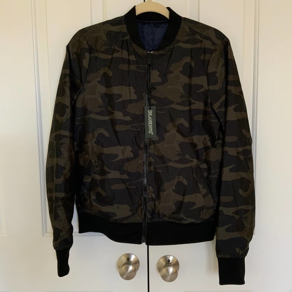 Blanc Noir Reversible Bomber Jacket Camo Navy Small NWT - Picture 5 of 12